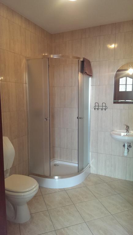 Hotel & Restauracja Okraglak Chęciny Екстериор снимка